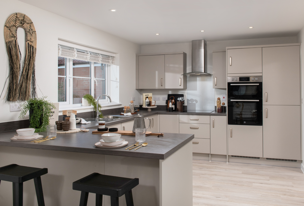 Property photo 2 of 10 Oakham-Kitchen