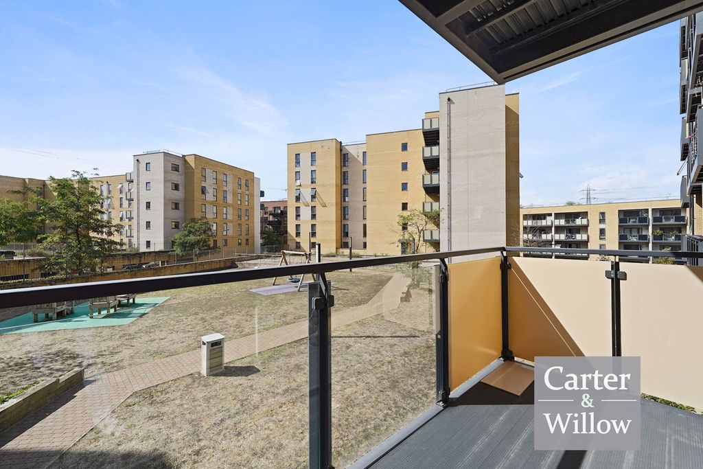 Property photo 3 of 14