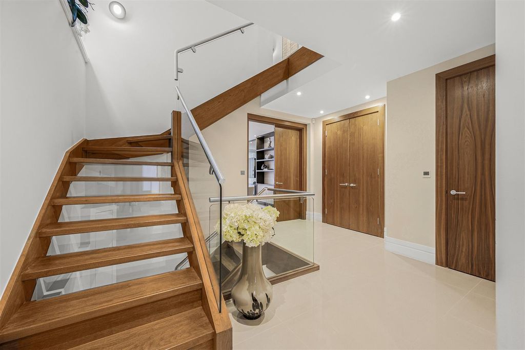 Property photo 2 of 13 Optional (1).Jpg