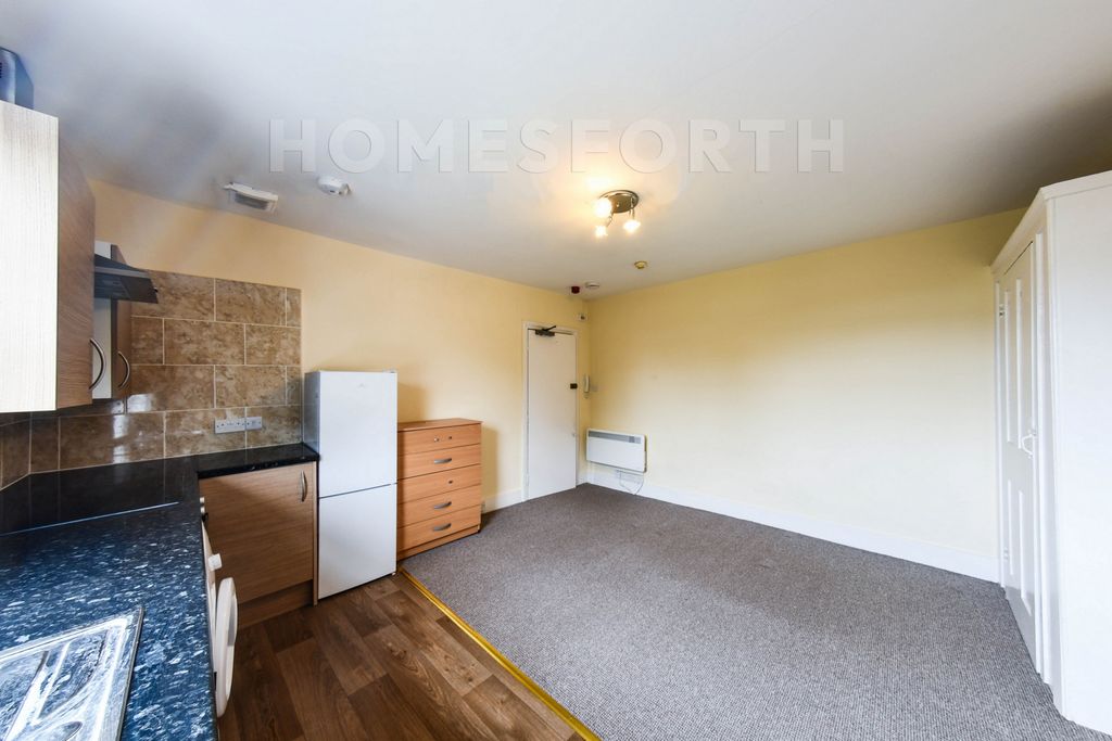 Property photo 3 of 6 Photo 3