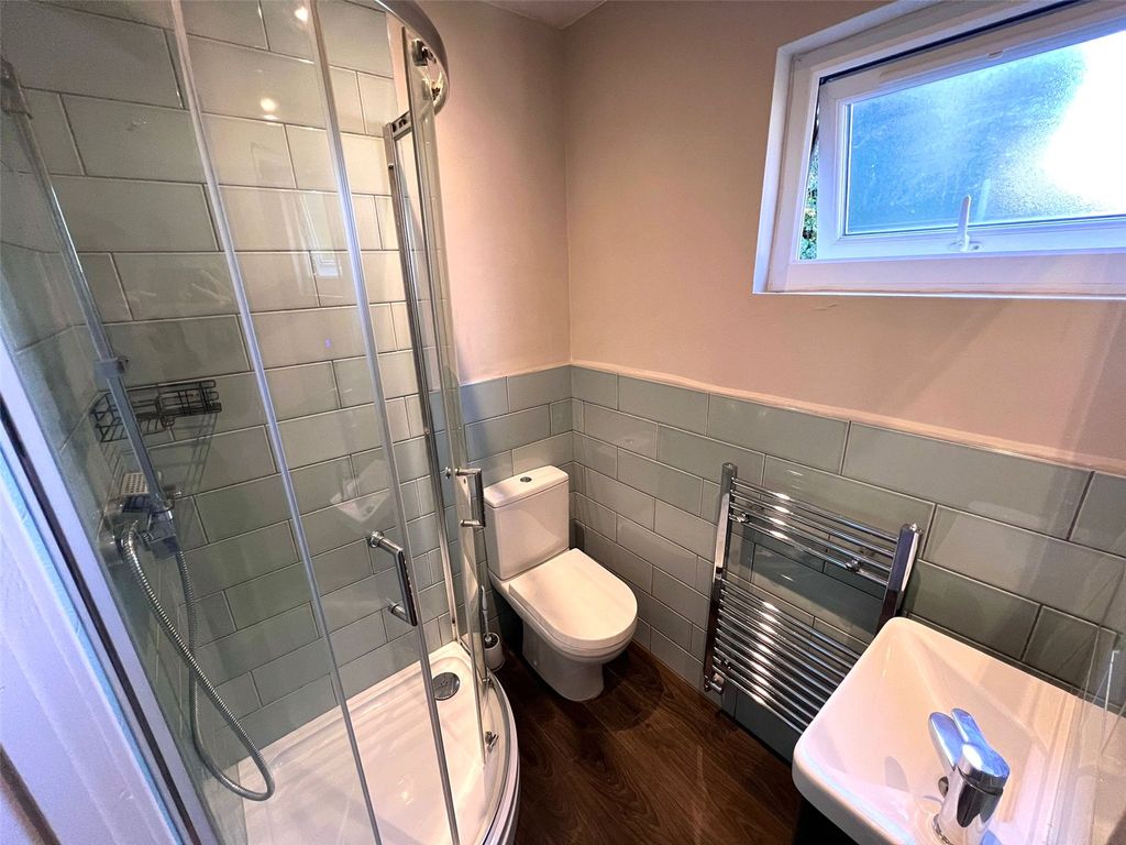 Property photo 2 of 13 Picture No. 33