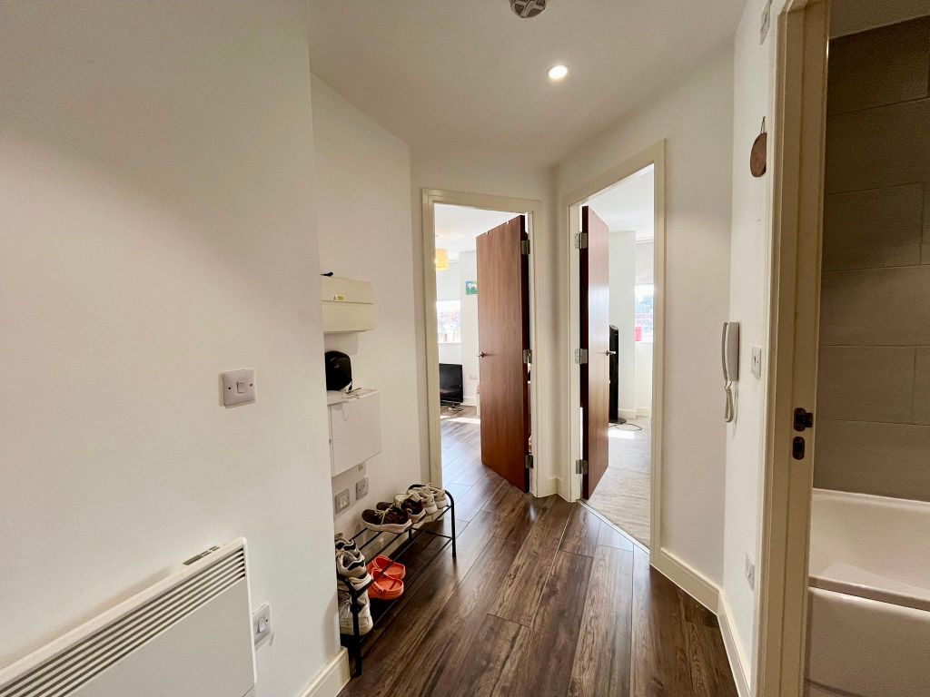 Property photo 2 of 7