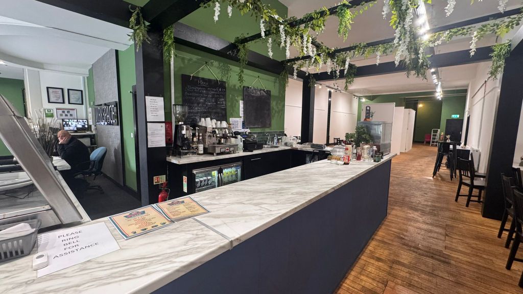 Property photo 2 of 6