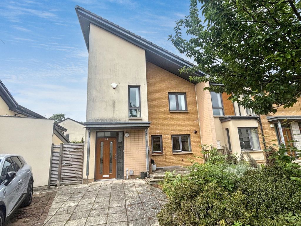 Property photo 1 of 11