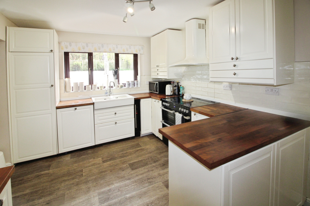 Property photo 2 of 39 Kitchen,