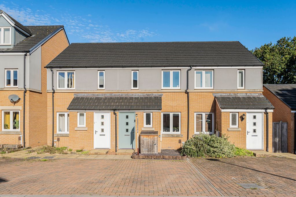 Property photo 1 of 20