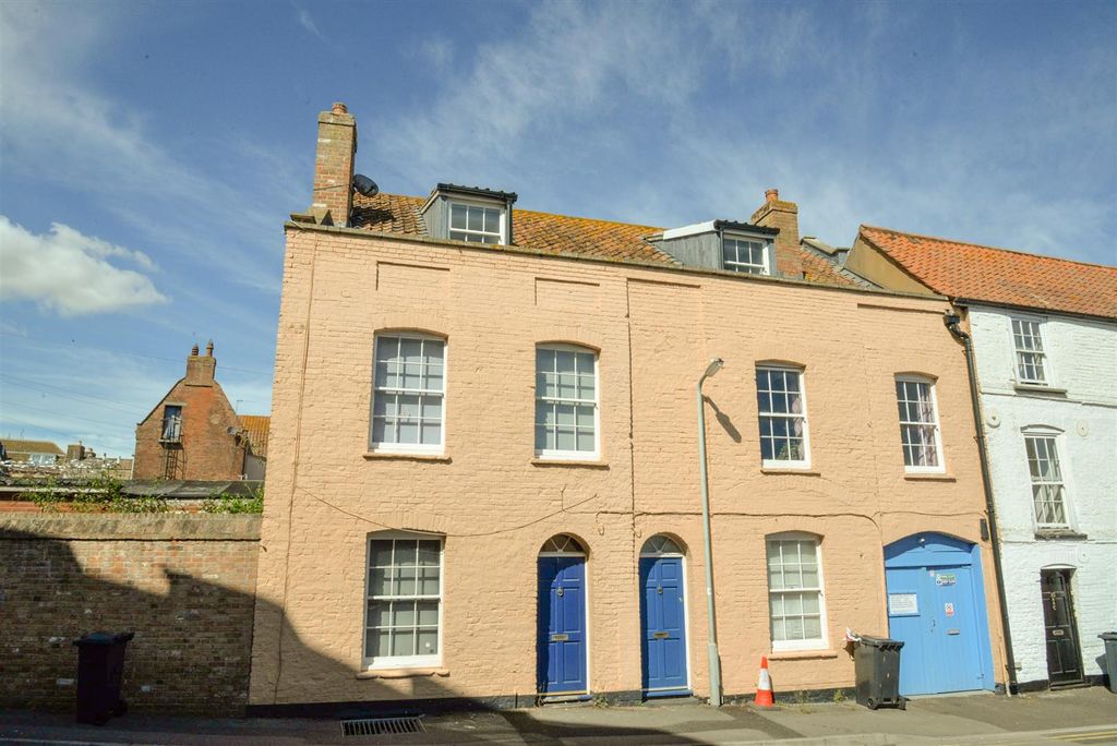 Property photo 1 of 16 External 1.Jpg