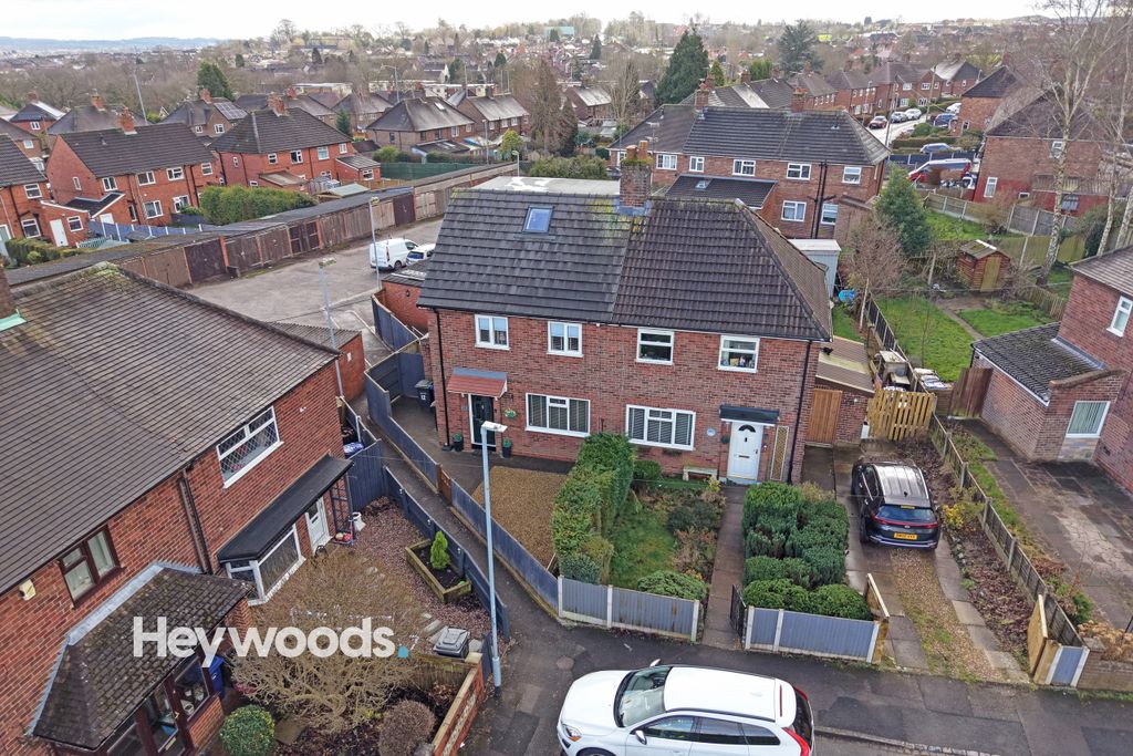 Property photo 2 of 43 Dji_20260216125740_0003_D