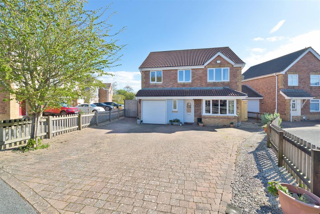 Property photo 1 of 30 Front