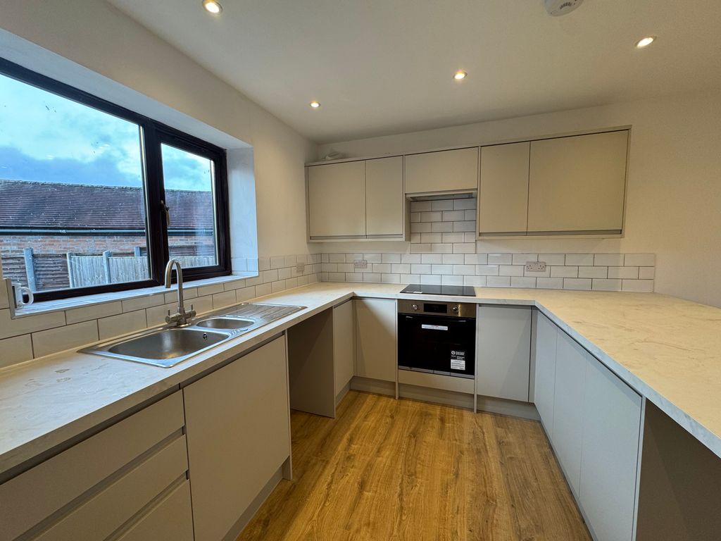 Property photo 2 of 12 Img_2345