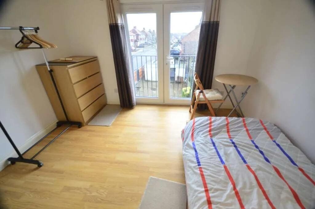 Property photo 1 of 3