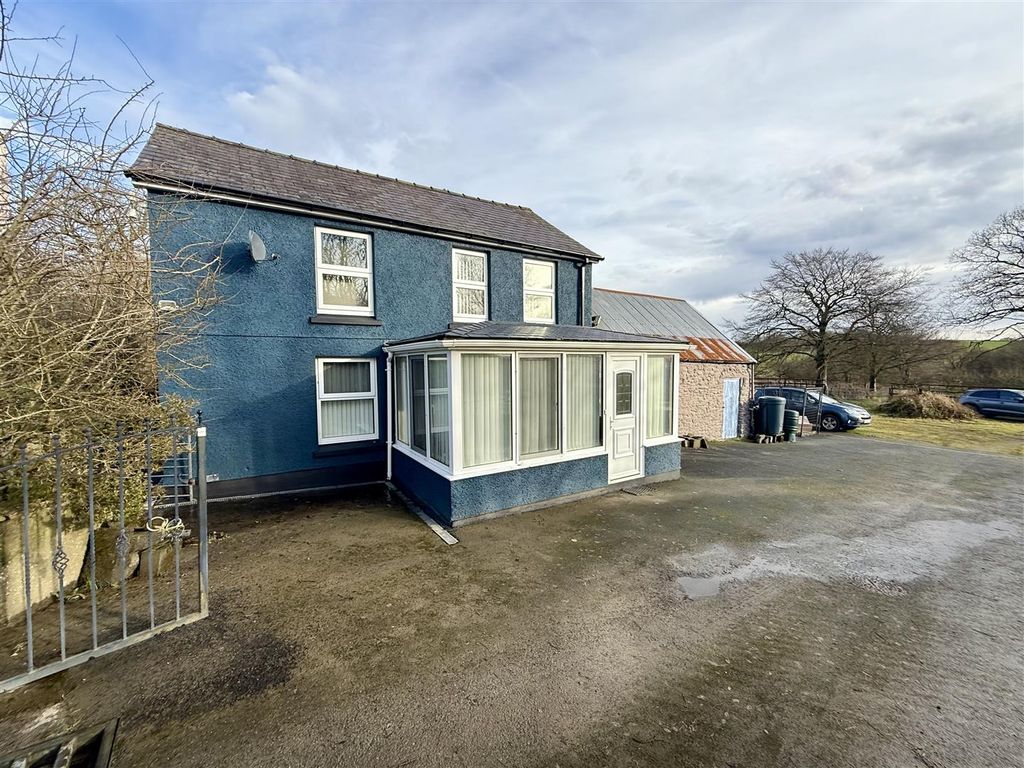 Property photo 2 of 37 Description