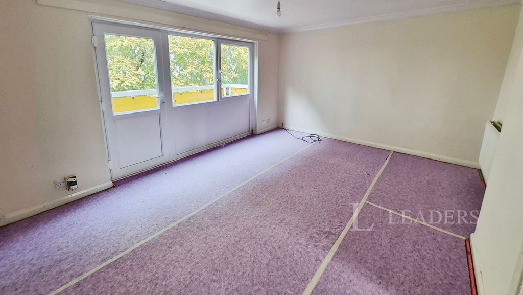 Property photo 3 of 13 Pbox-Img.Jpg