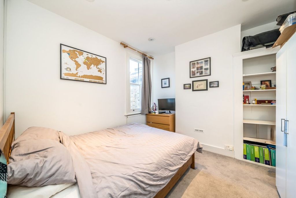 Property photo 3 of 11