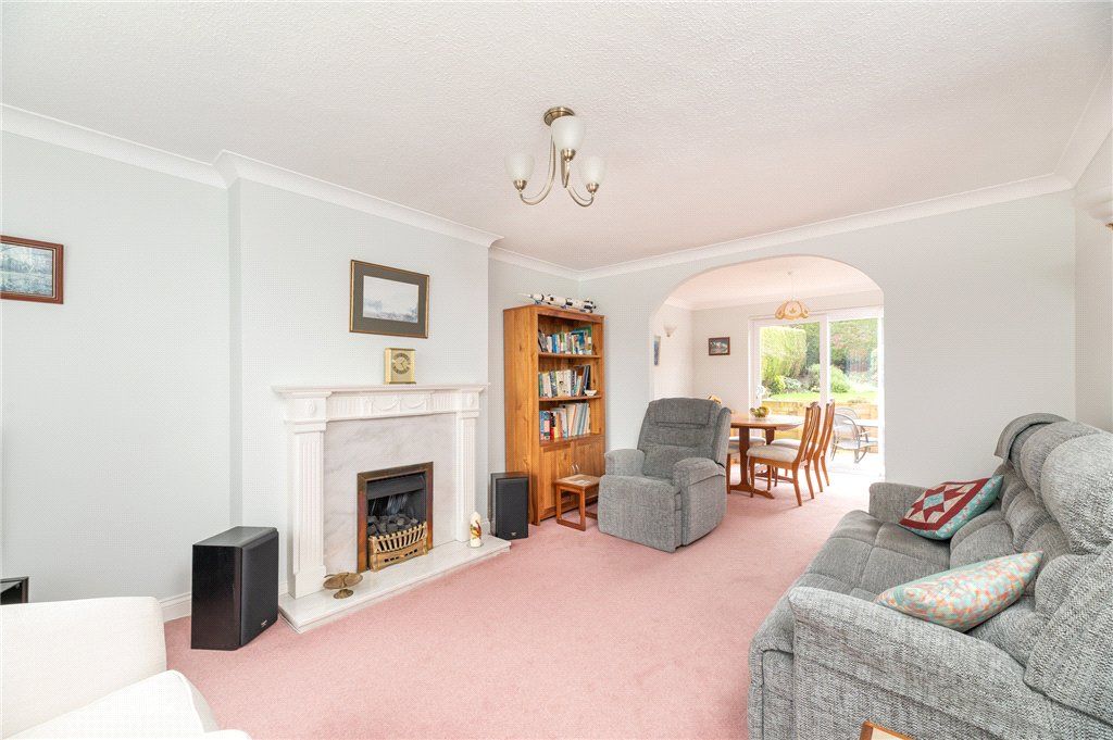 Property photo 3 of 28 Living Room