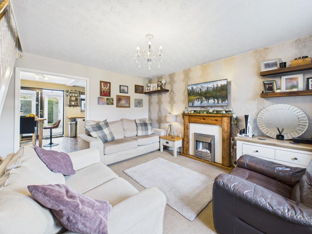 Property photo 2 of 15 Cam04899G0-Pr0261-Still004.Jpg