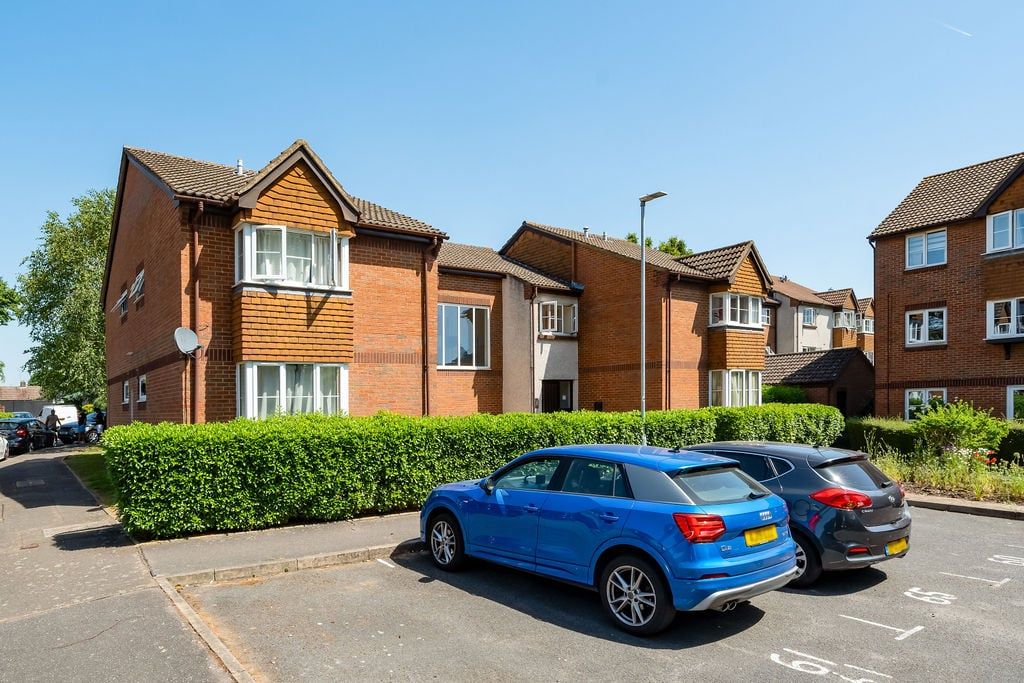 Property photo 1 of 7