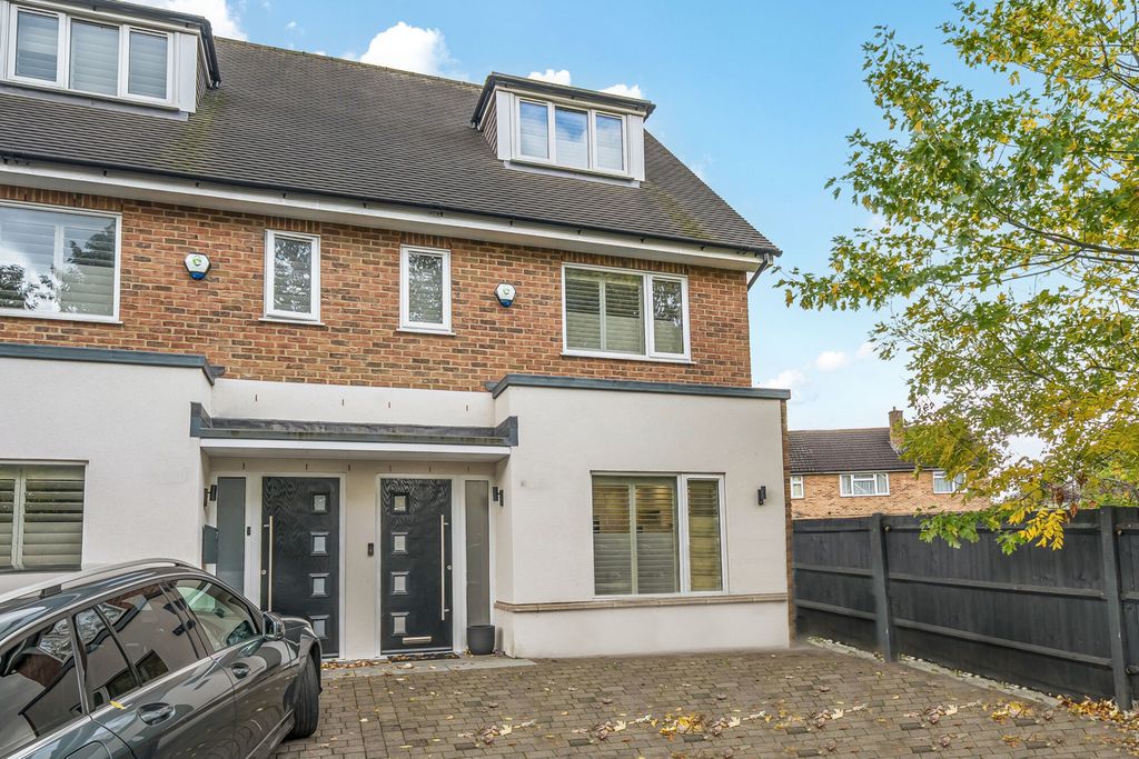 Property photo 1 of 26 External