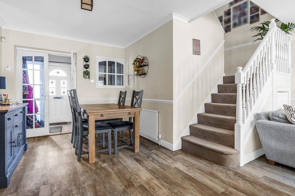 Property photo 3 of 20 Internal-Smalll-7.Jpg