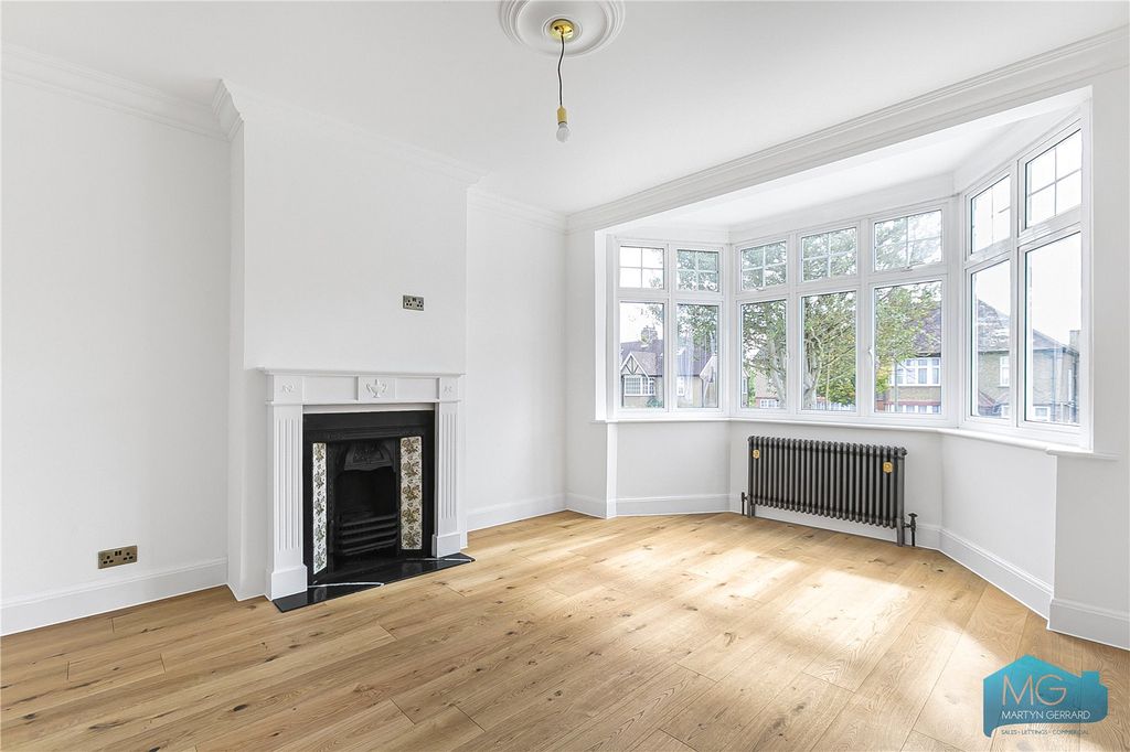 Property photo 3 of 14 Picture No. 07