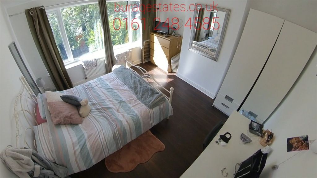 Property photo 2 of 12 A Cozy Single Bedroom Featuring A Single Bed With ...