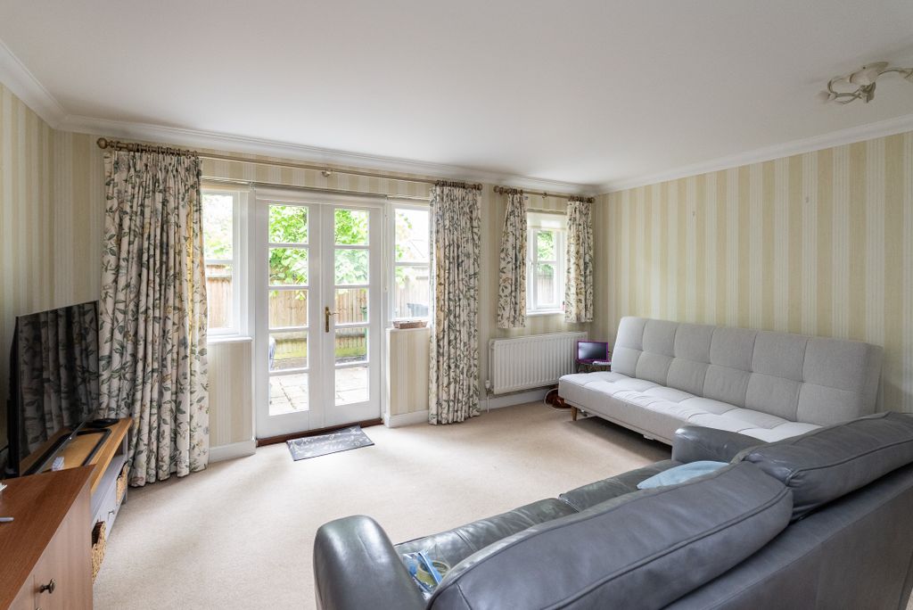 Property photo 1 of 11 Dsc06521