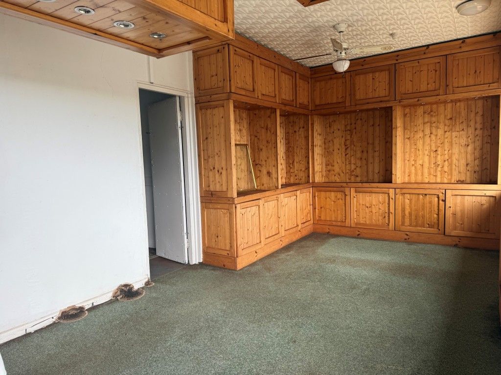 Property photo 2 of 4 Retail Area