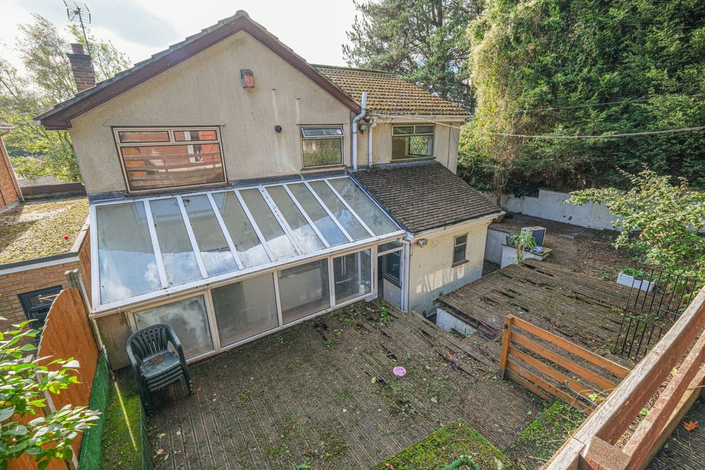 Property photo 3 of 35