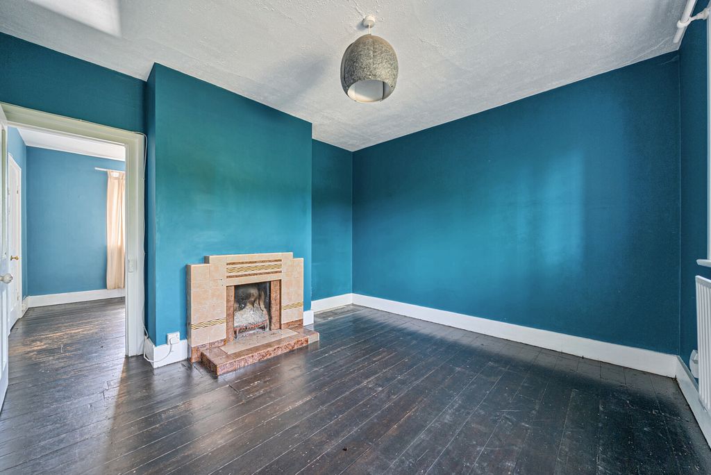 Property photo 2 of 18 1453125-14-69F217...