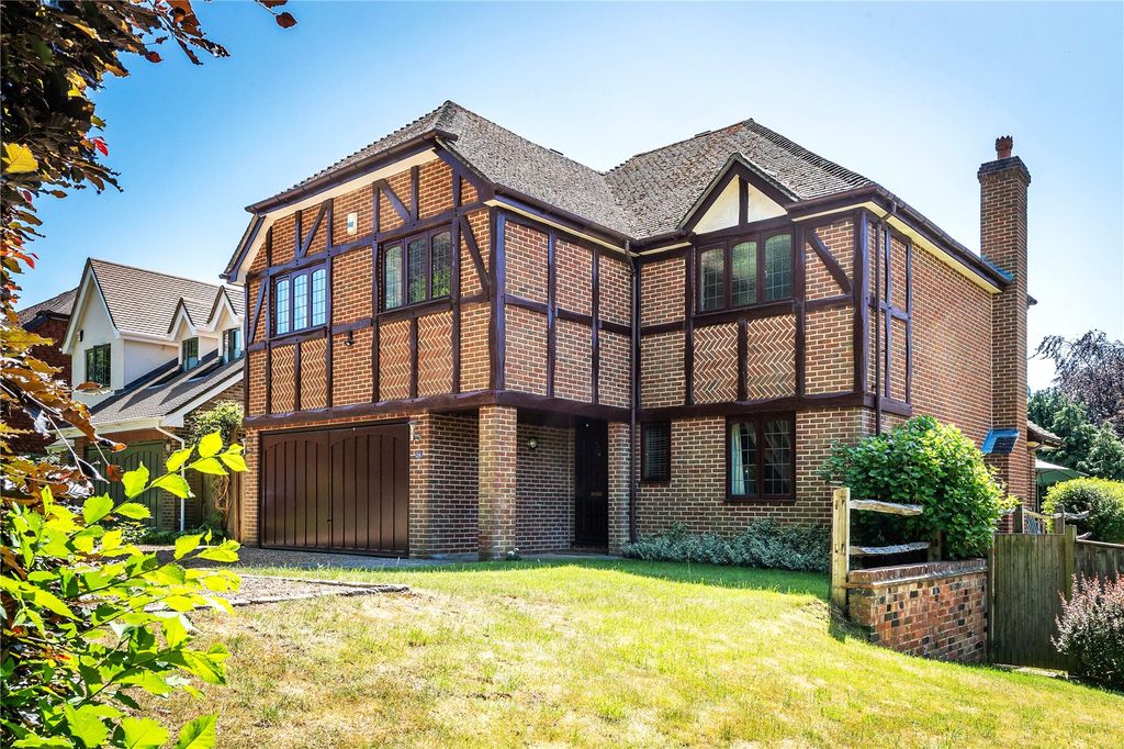Property photo 1 of 18 Exterior