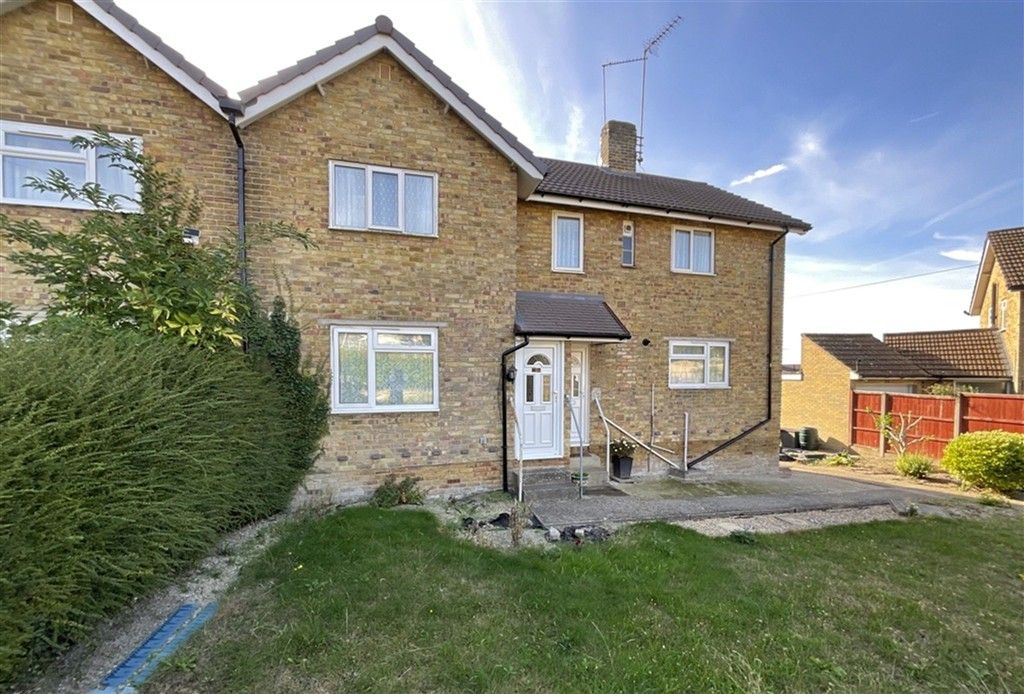 Property photo 1 of 8 External