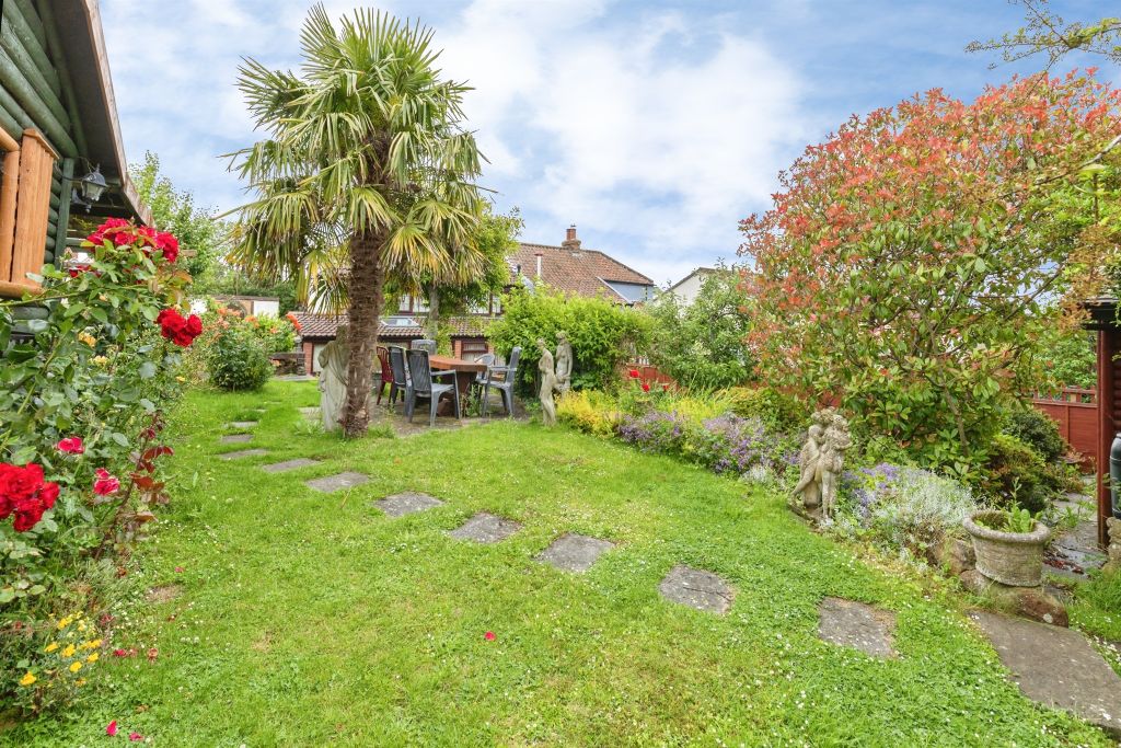 Property photo 3 of 15