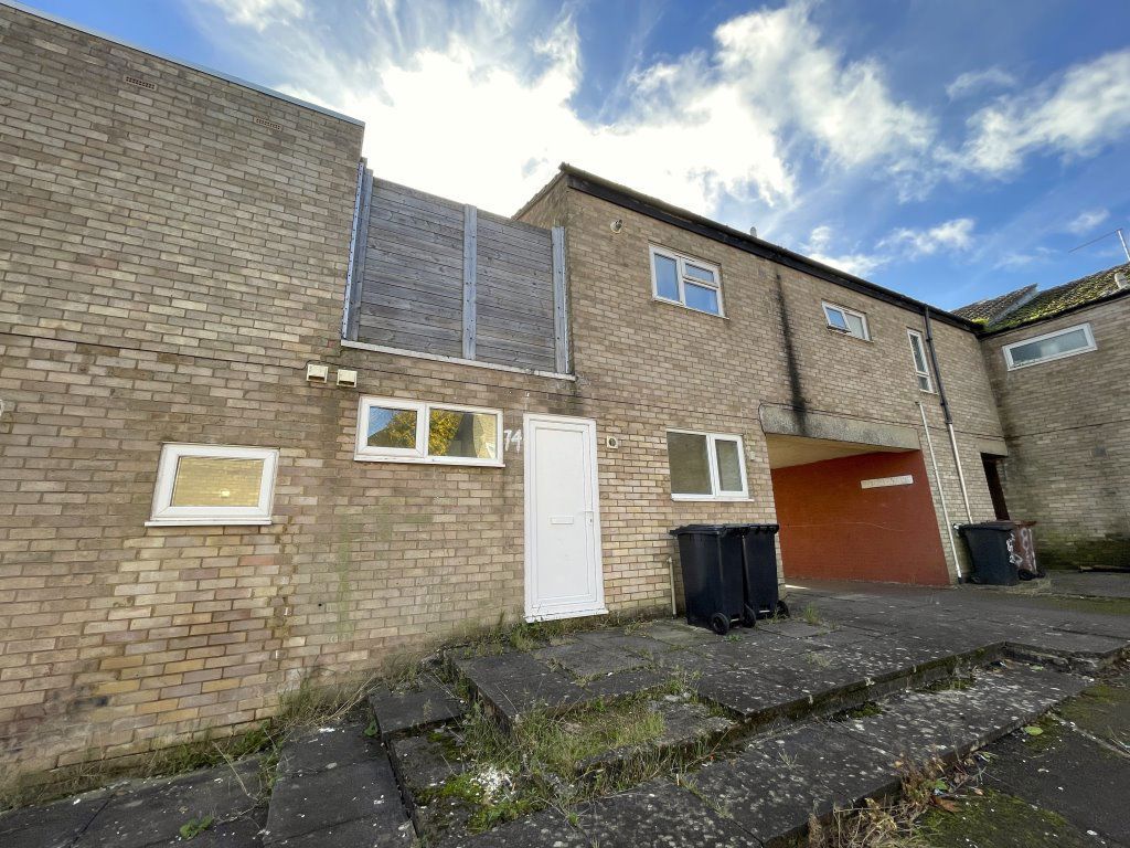 Property photo 2 of 12