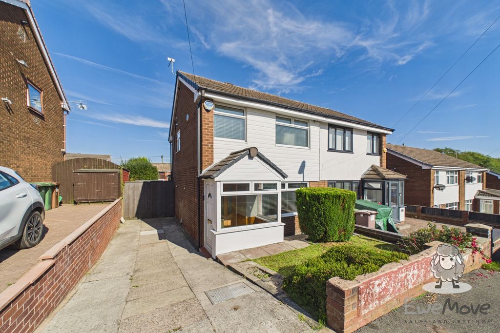 Property photo 1 of 11 Cam01866G0-Pr0585-Still002