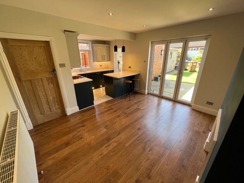 Property photo 2 of 11 Photo 20
