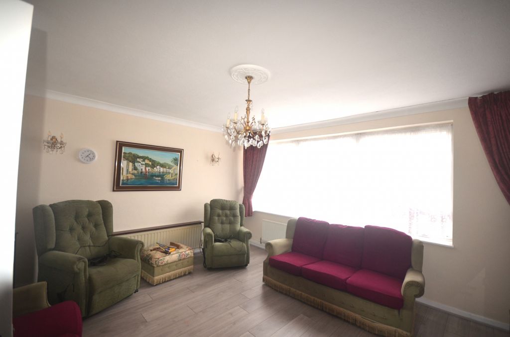 Property photo 2 of 10 Gallery