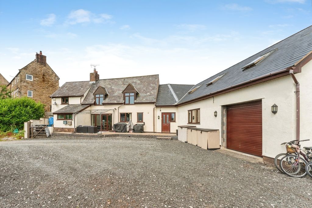 Additional image 30 of 6 bed detached house for salePen-Y-Maes Road, Holywell, Flintshire CH8