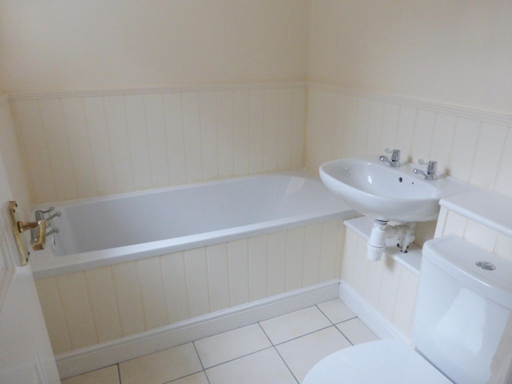 Property photo 3 of 5 Bathroom