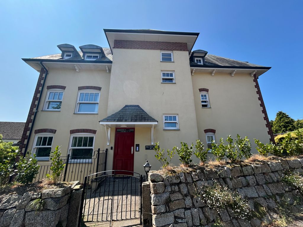 Property photo 1 of 16 Image00002