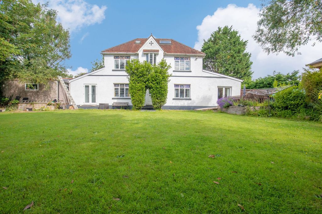 Property photo 1 of 31