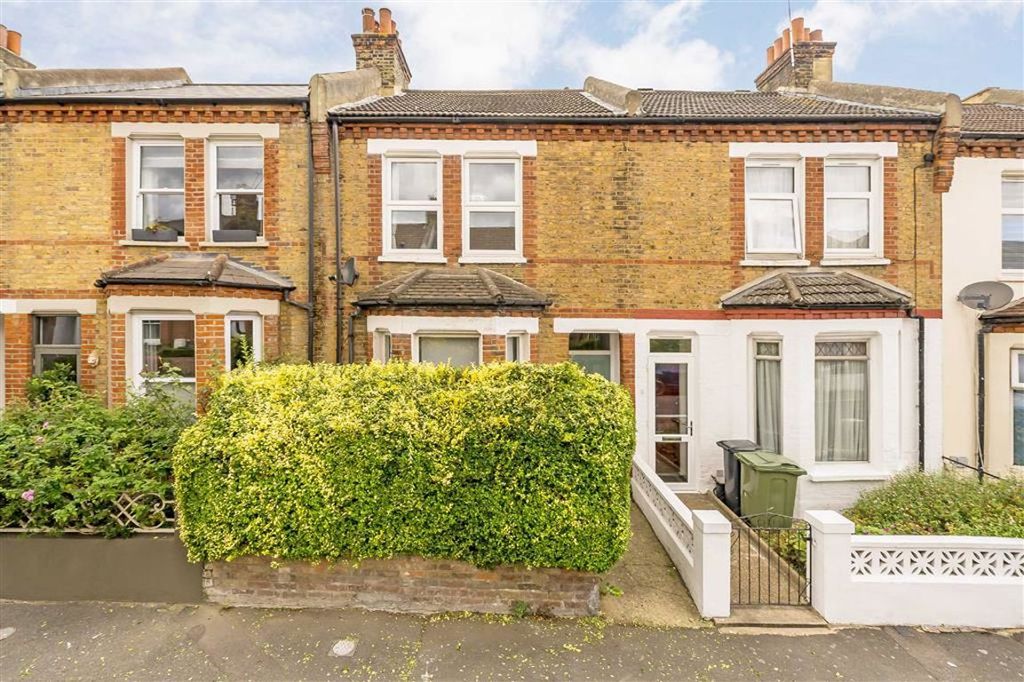 Property photo 1 of 6