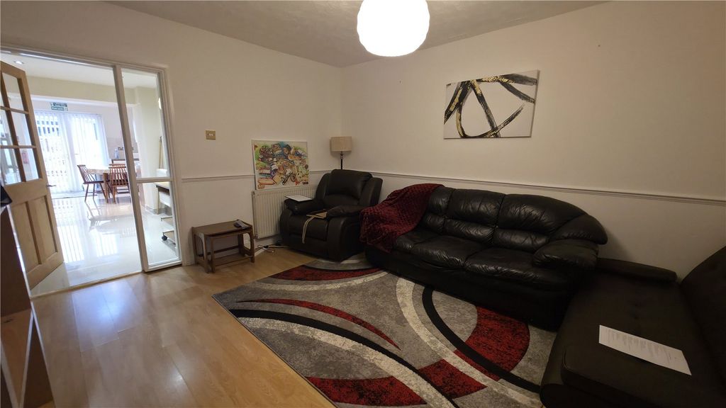 Property photo 2 of 2 Picture No. 08