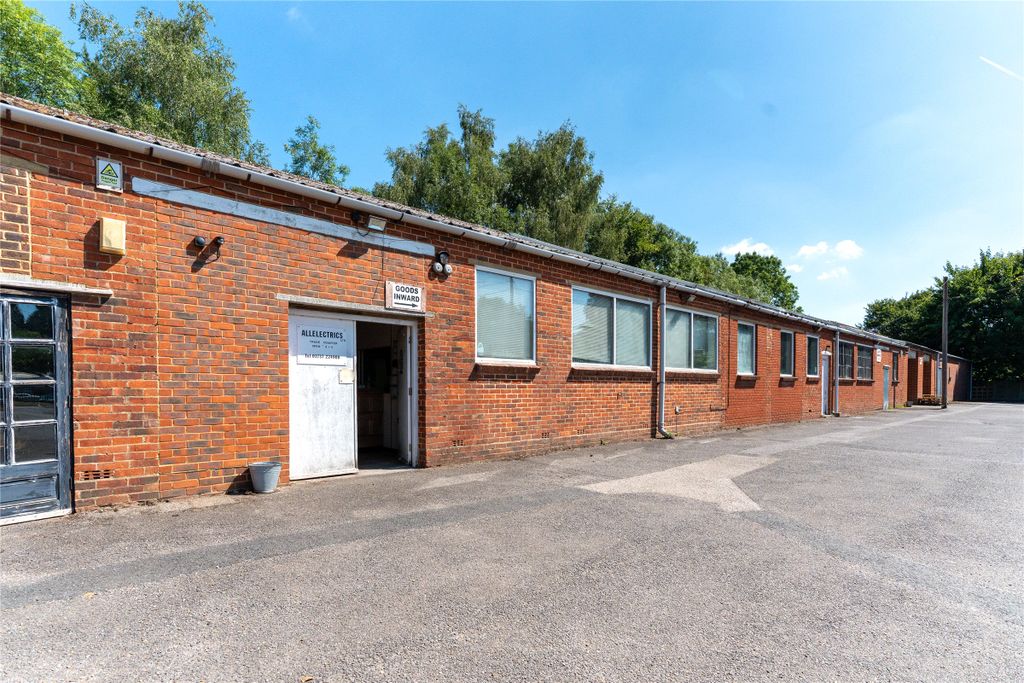 Property photo 1 of 7 Picture No. 06