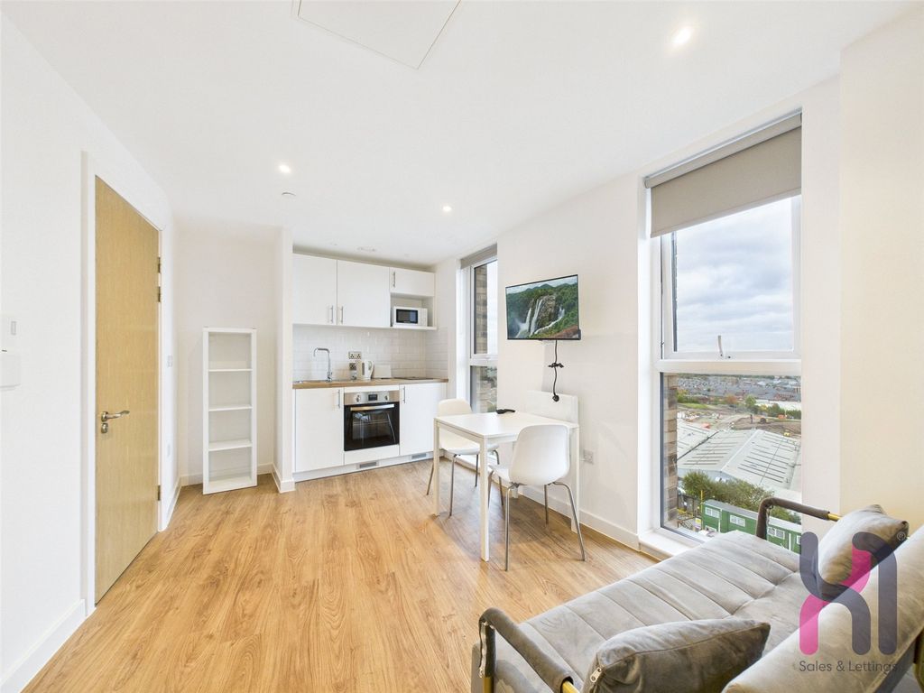 Property photo 1 of 16 Picture No. 01