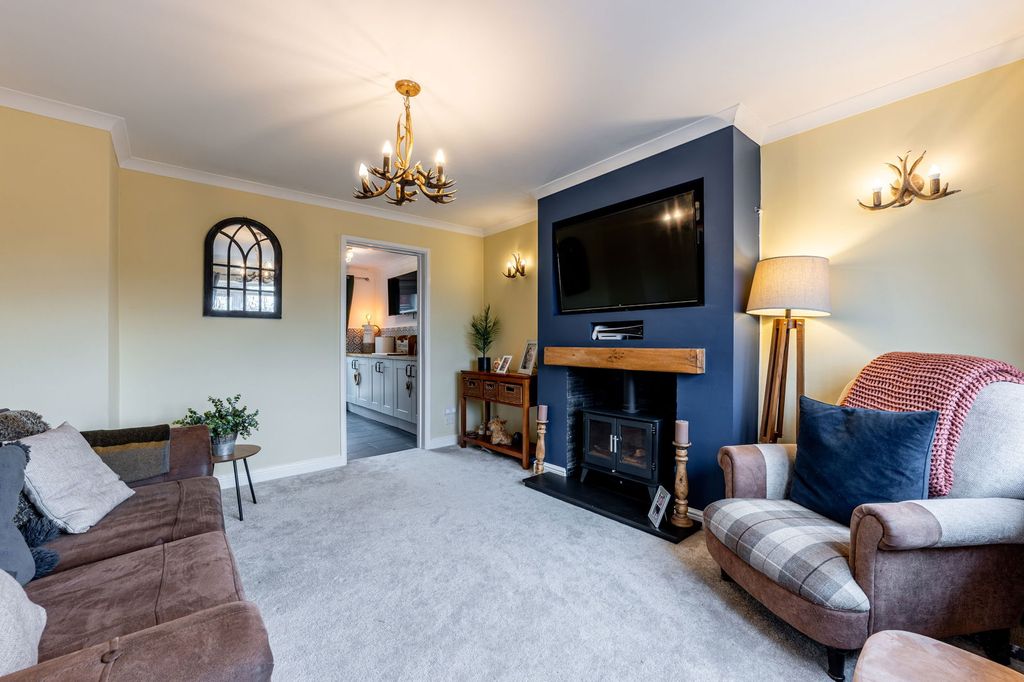 Property photo 2 of 24