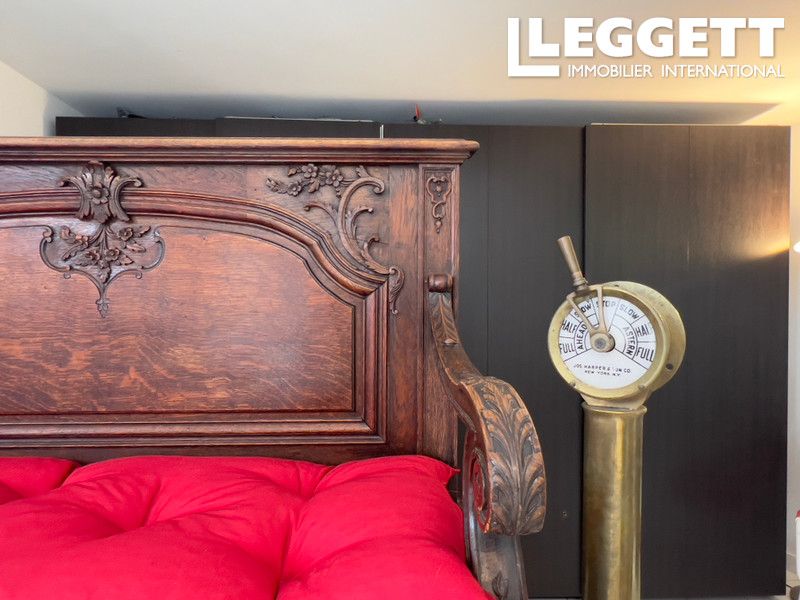 Property photo 3 of 5