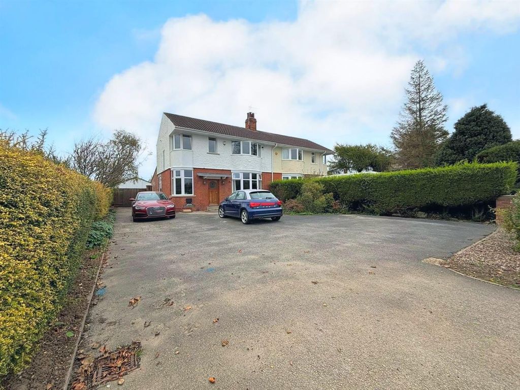 Property photo 2 of 24