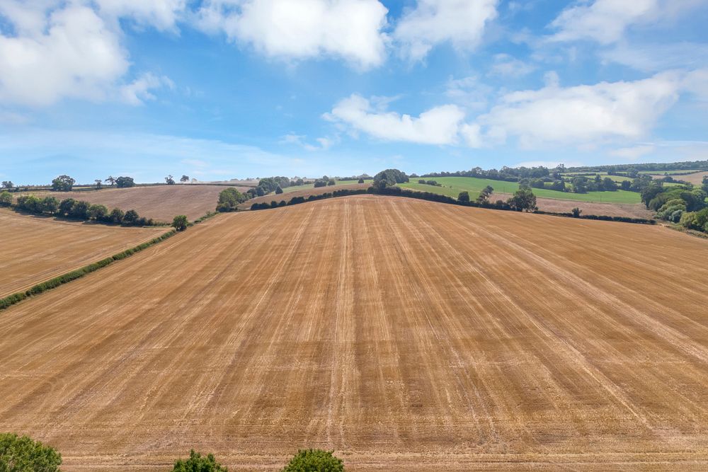 Property photo 2 of 11 Land