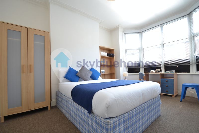 Property photo 1 of 7 Photo 7