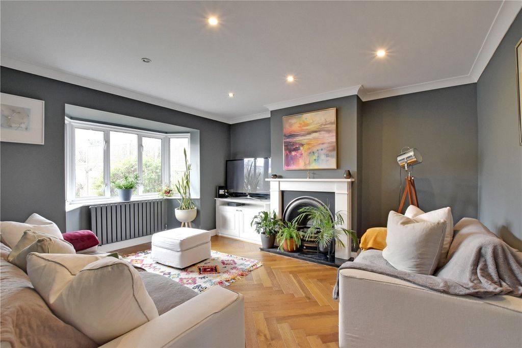 Property photo 2 of 38 Picture No. 36